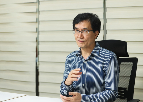 이기환 대표이사는 “100년 뒤에도 안정적으로 성장하는 회사가 되는 것이 목표다. 특정 개인의 역량이 아니라 구성원과 시스템에 의해 지속적으로 성장하는 회사를 만들 것”이라고 밝혔다.